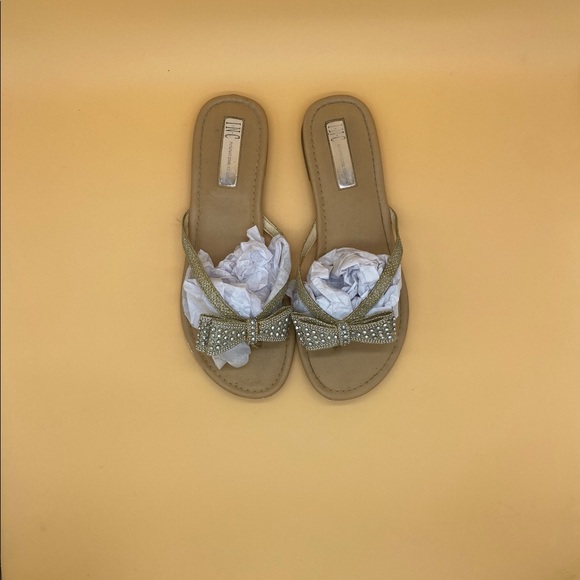 Tan I.N.C Bowed Flats - Picture 2 of 4